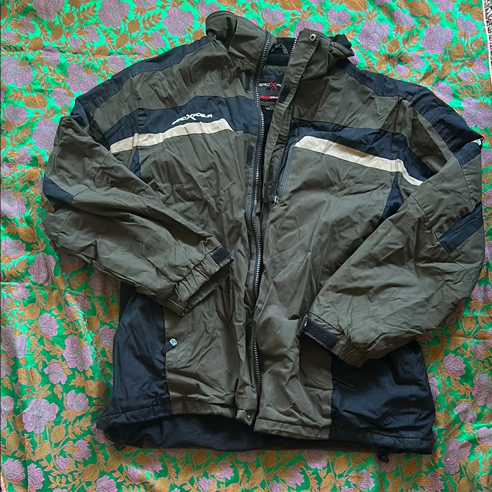 🏕️Men's Black and Green Jacket Zero Xposur GORPcore